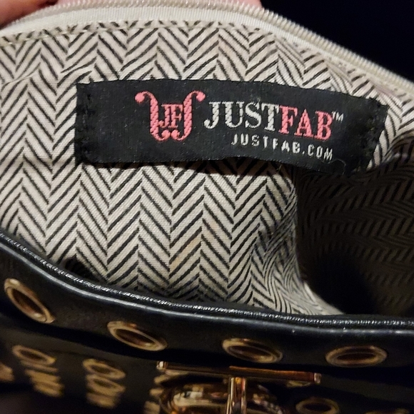 Purse - Picture 4 of 4